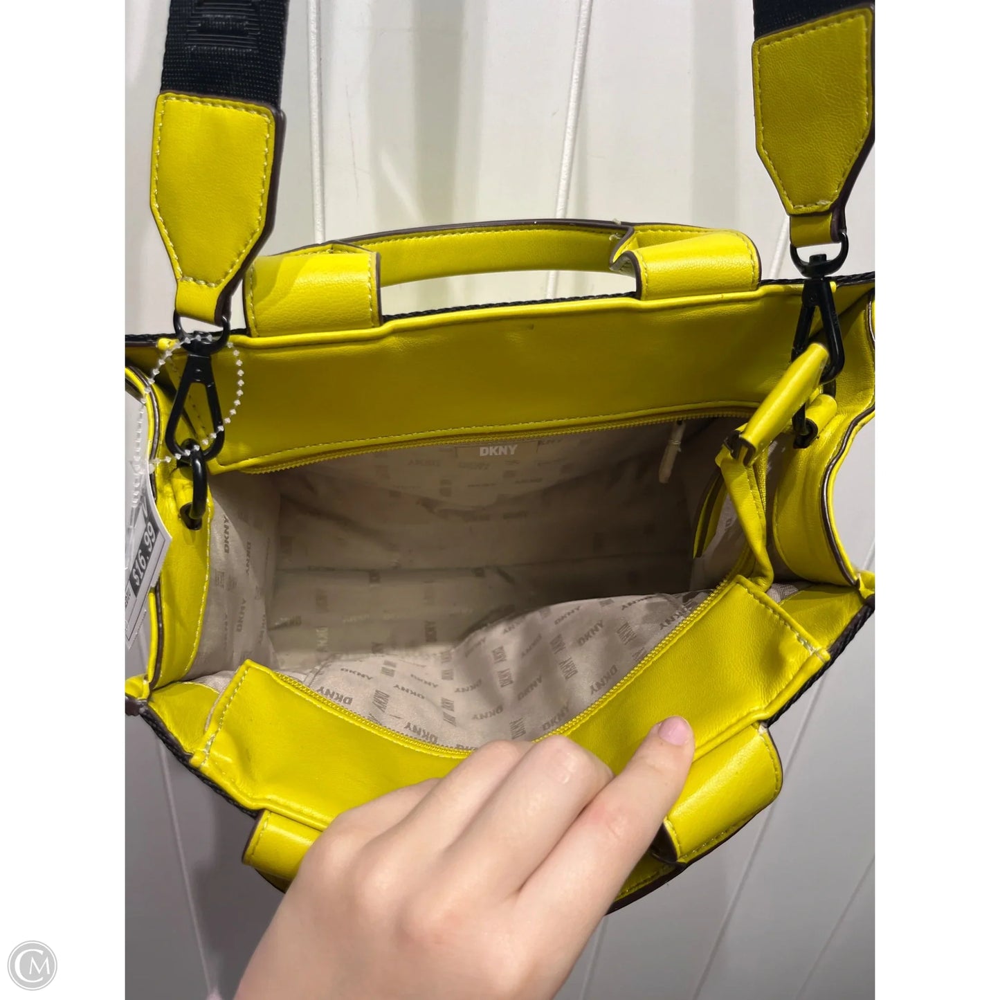 Crossbody By Dkny, Size: Medium