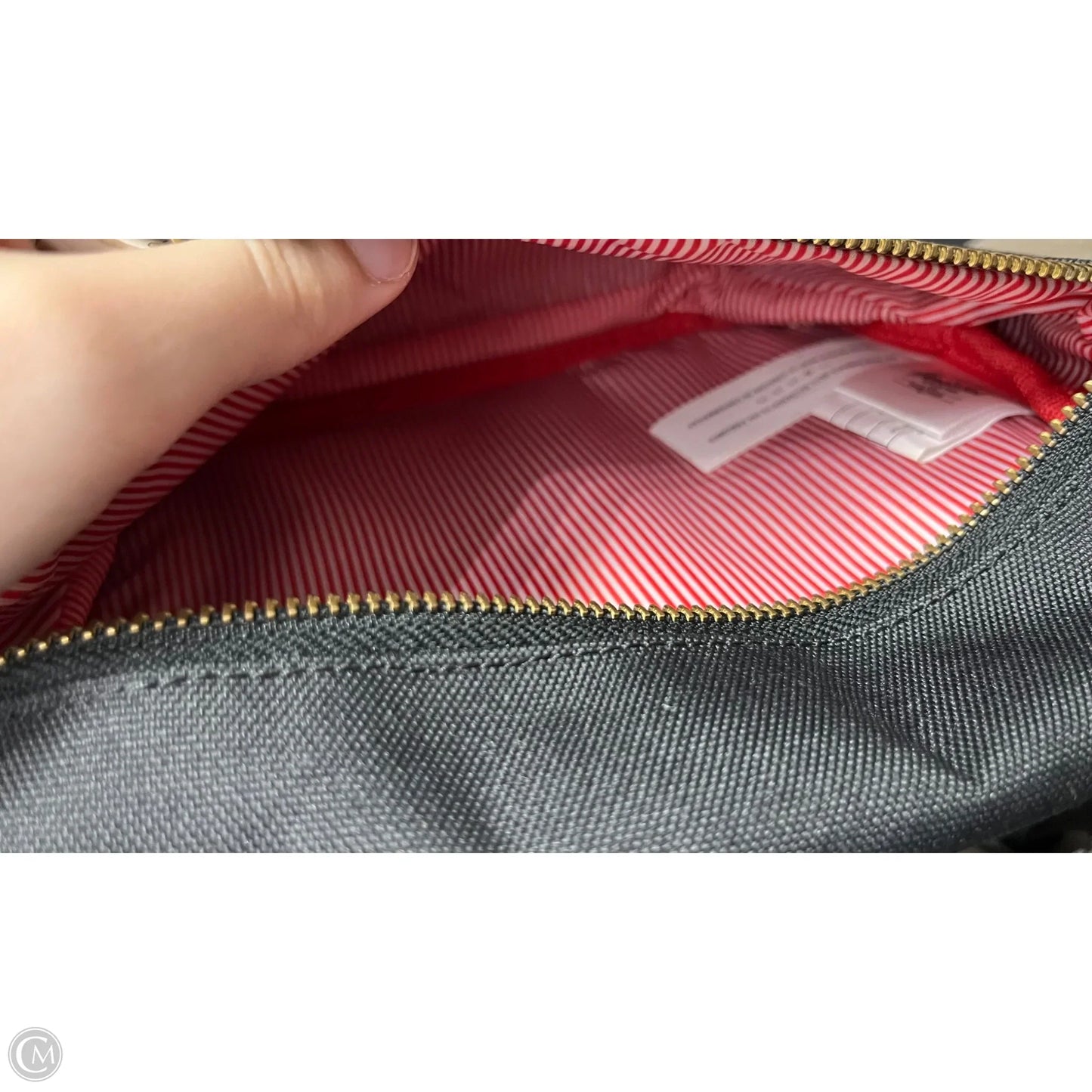 Belt Bag By Herschel, Size: Medium