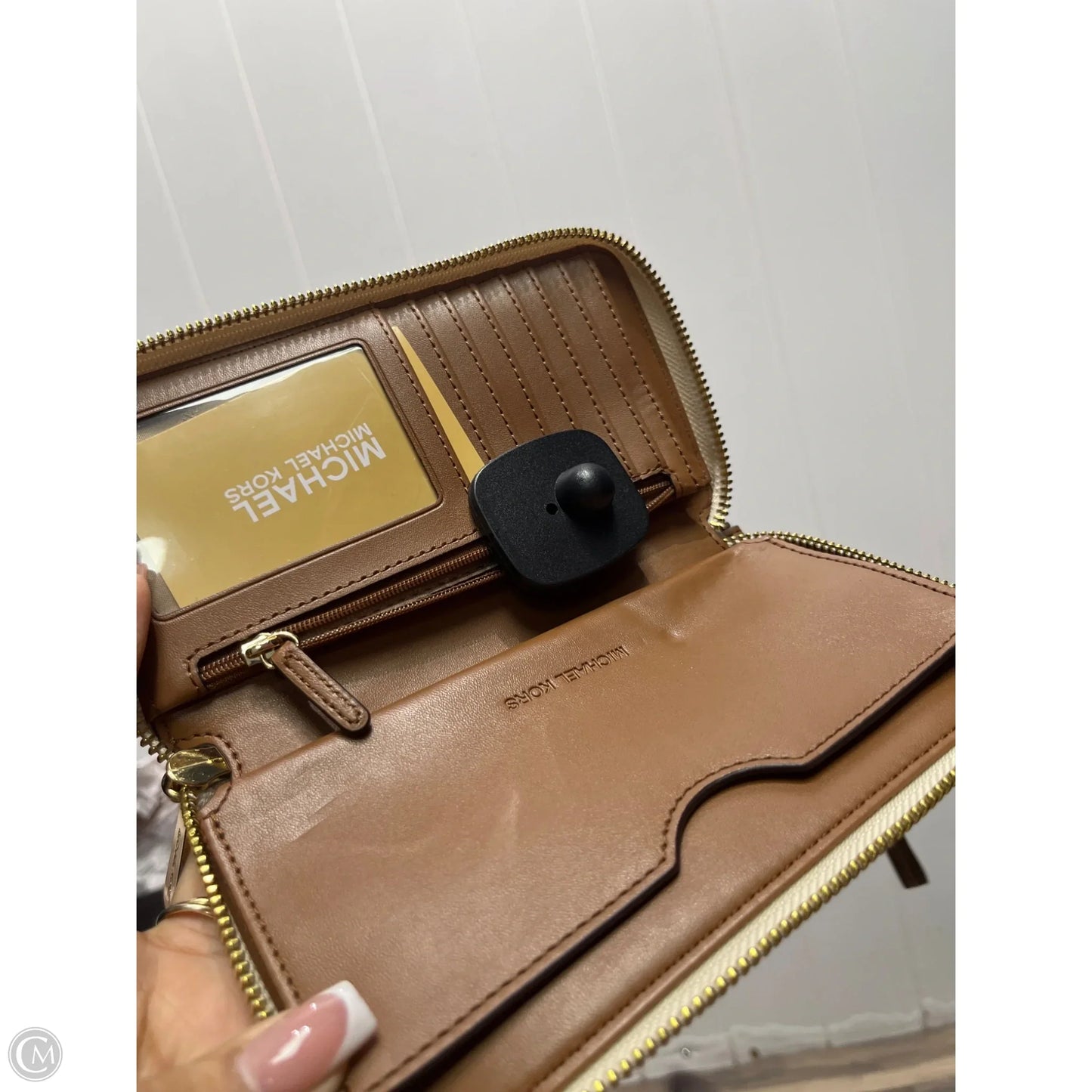 Wristlet Designer By Michael Kors, Size: Medium