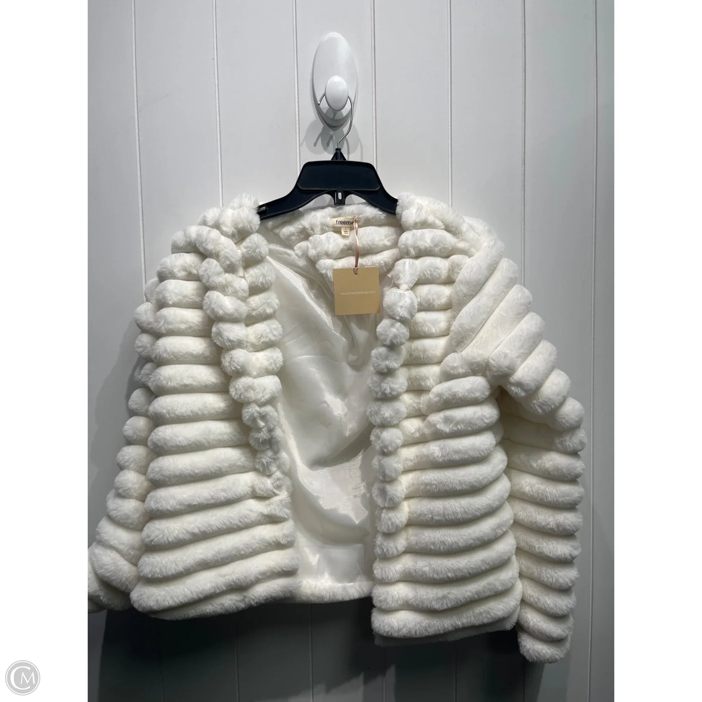 Coat Faux Fur & Sherpa By FREEME In White, Size: L