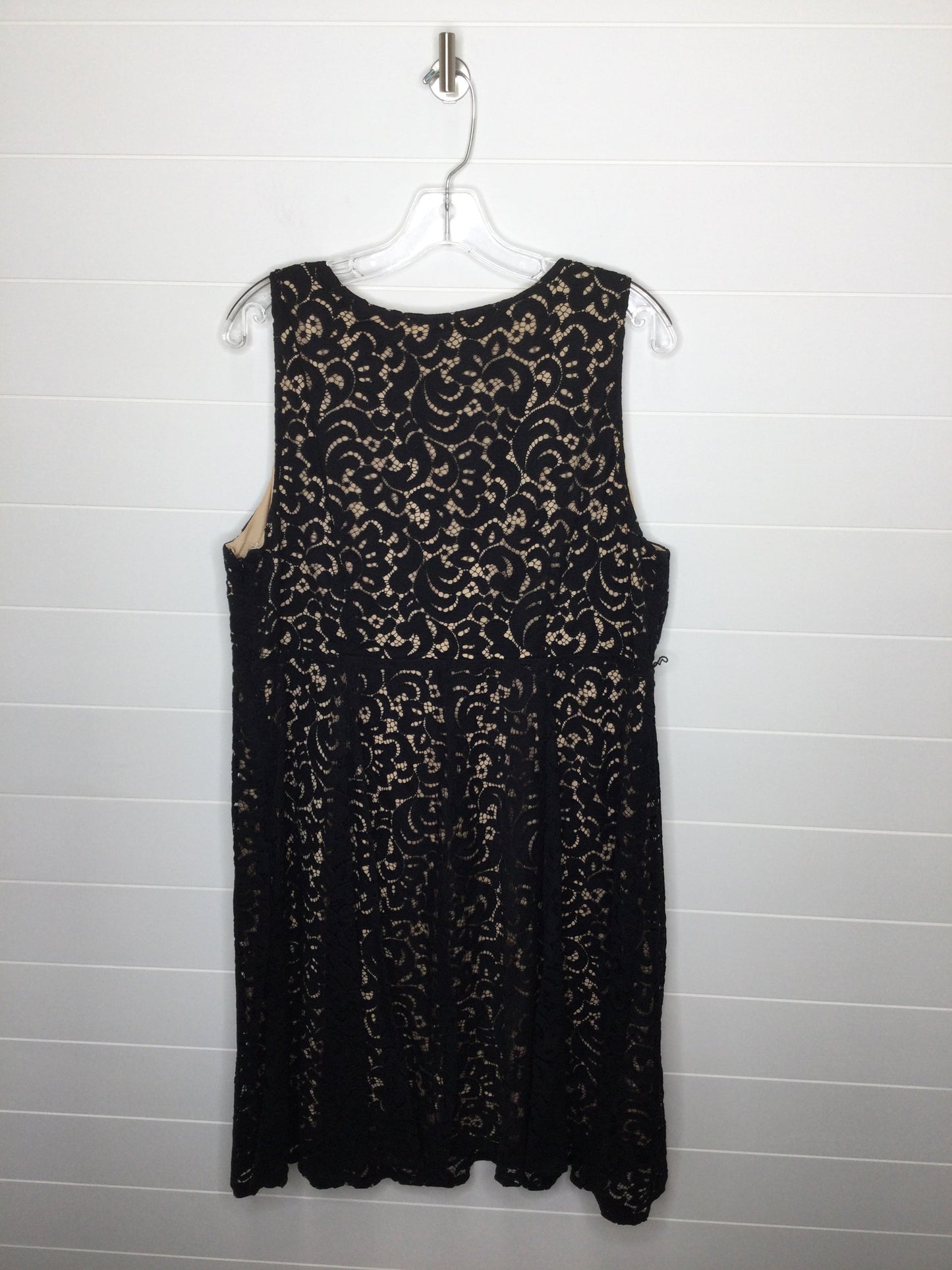 Dress Casual Midi By Lane Bryant Size: 2x