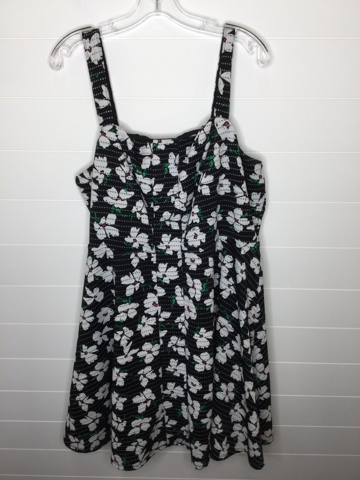 Dress Casual Midi By Torrid Size: 2x