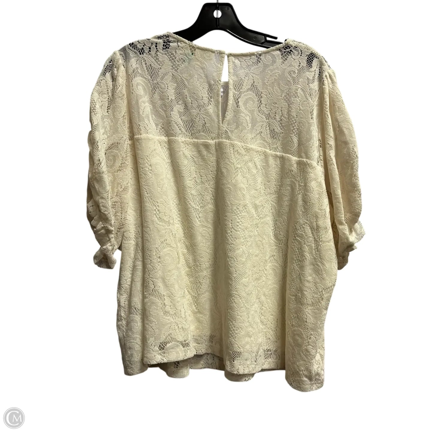 Top Short Sleeve By Anthropologie In Cream, Size: 1x