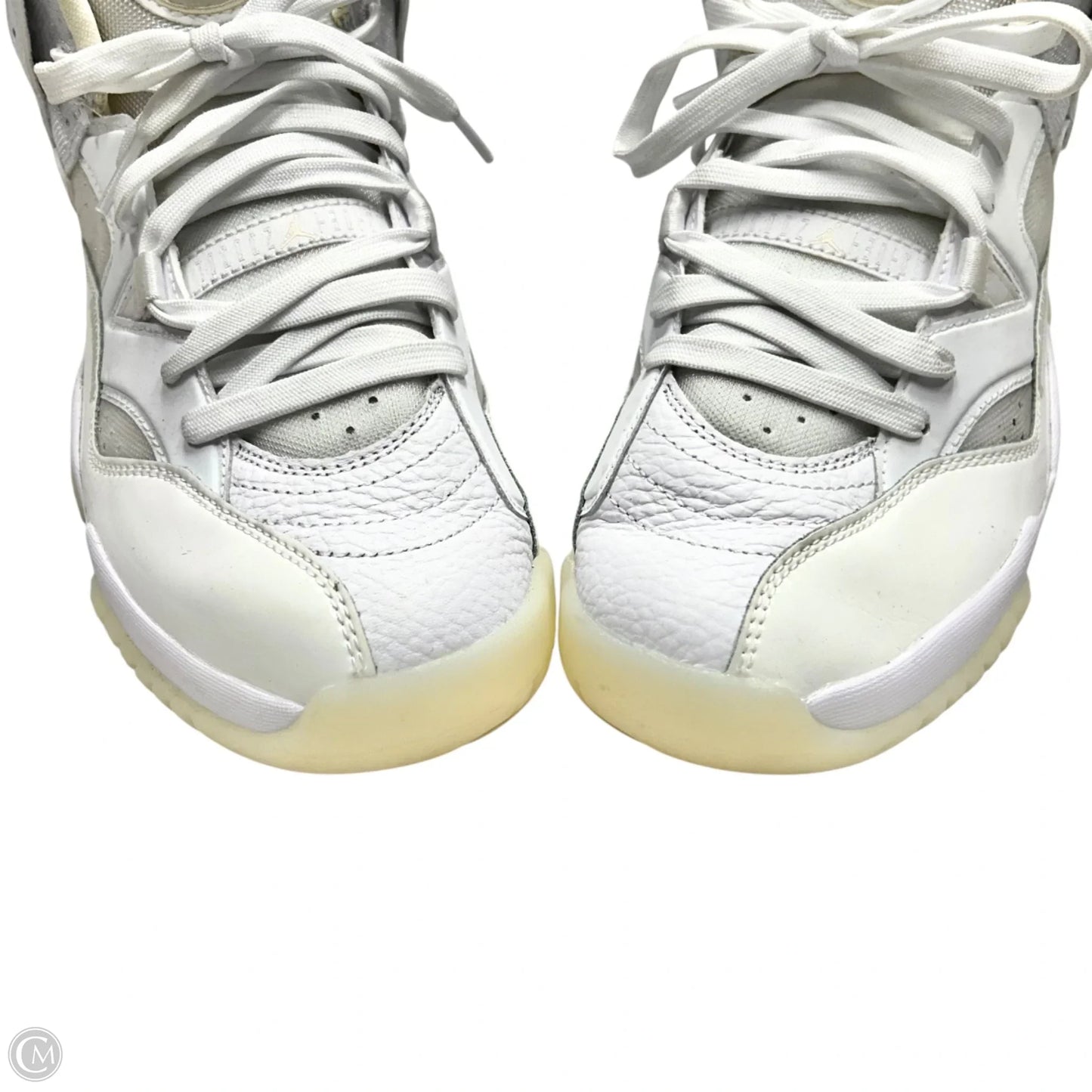 Shoes Luxury Designer By Jordan In White, Size: 9