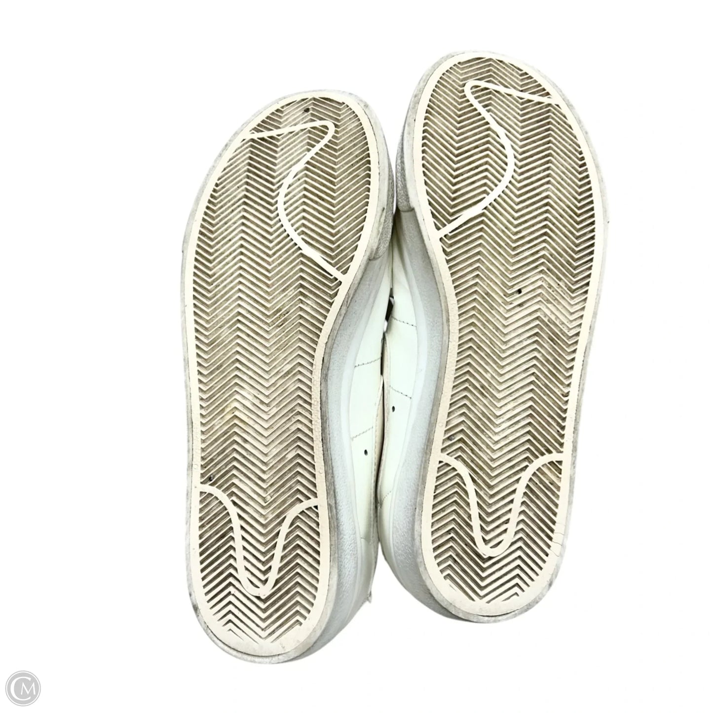 Shoes Sneakers By Nike In Ivory, Size: 9