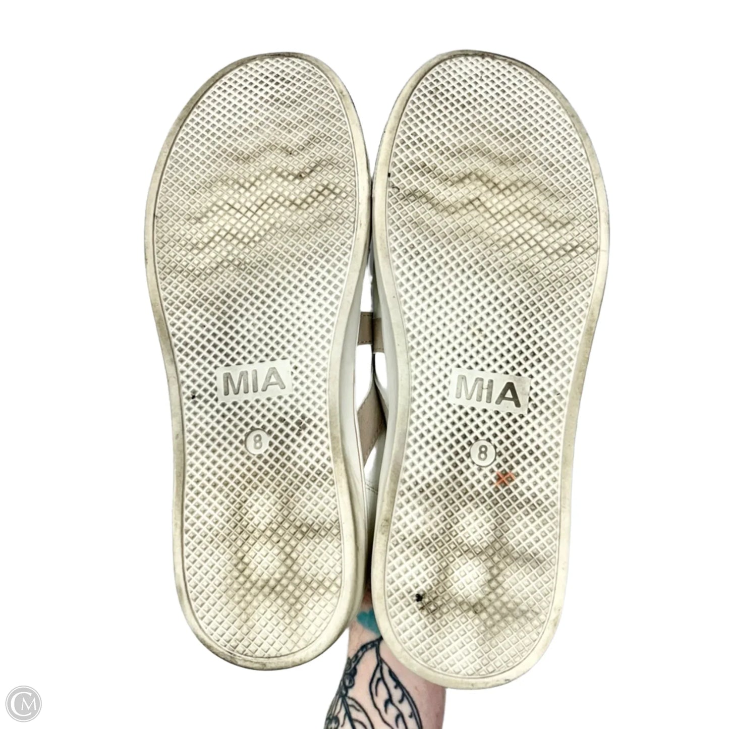 Shoes Sneakers By Mia In White, Size: 8