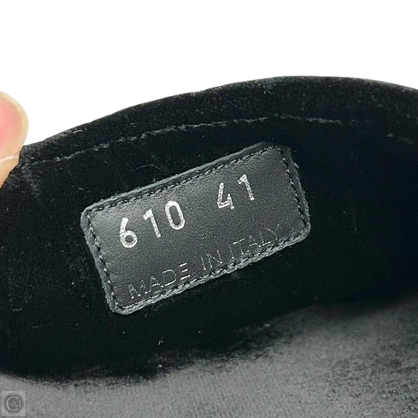 Shoes Luxury Designer By Prada In Black & White, Size: 10.5