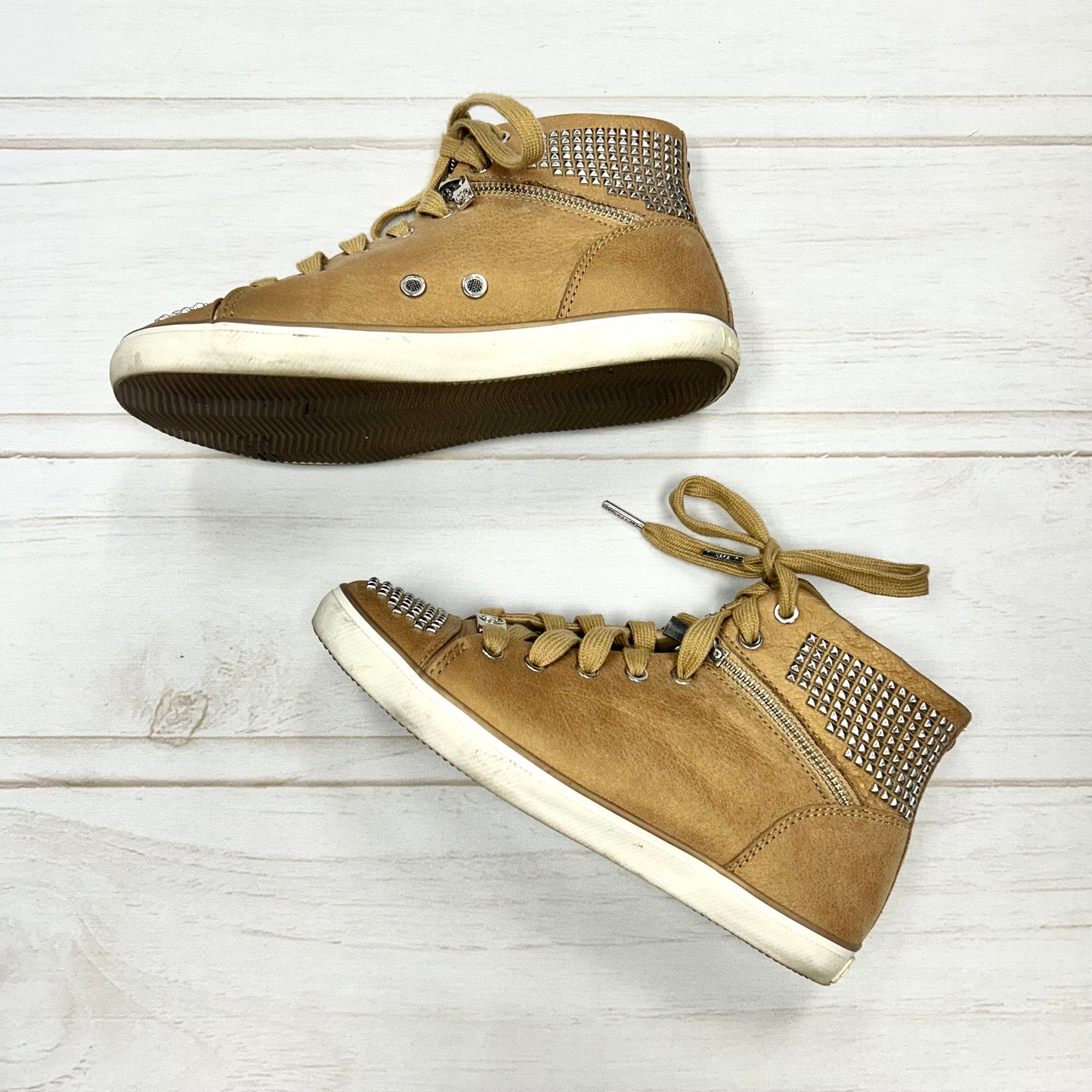 Shoes Designer By Michael By Michael Kors Size: 6.5