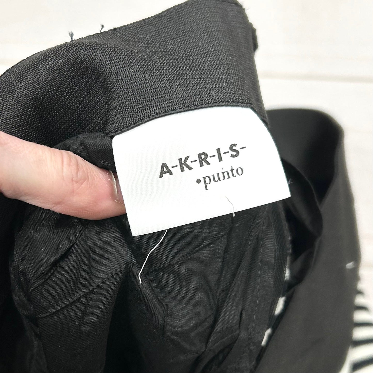 Skirt Designer By Akris Size: 10