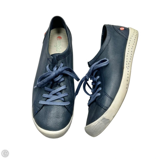 Shoes Sneakers By Softinos In Navy, Size: 8.5