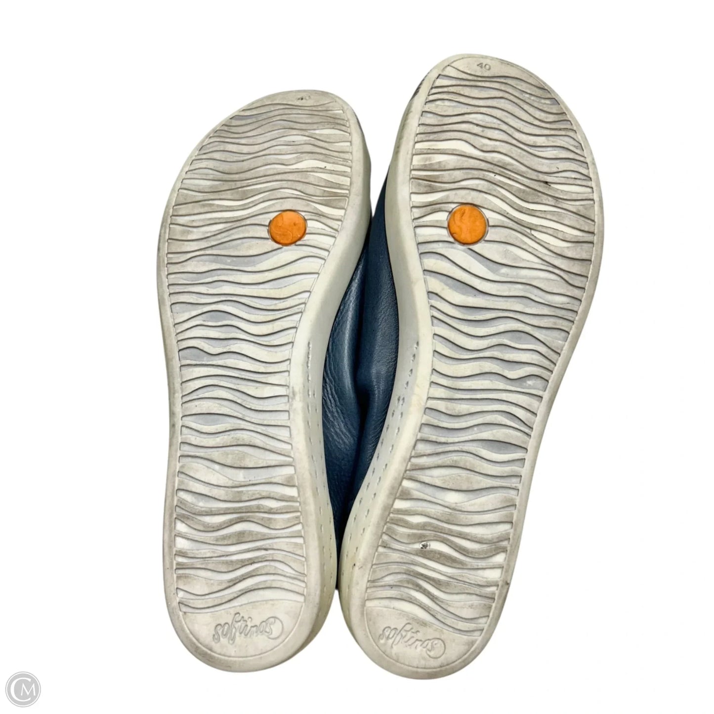 Shoes Sneakers By Softinos In Navy, Size: 8.5