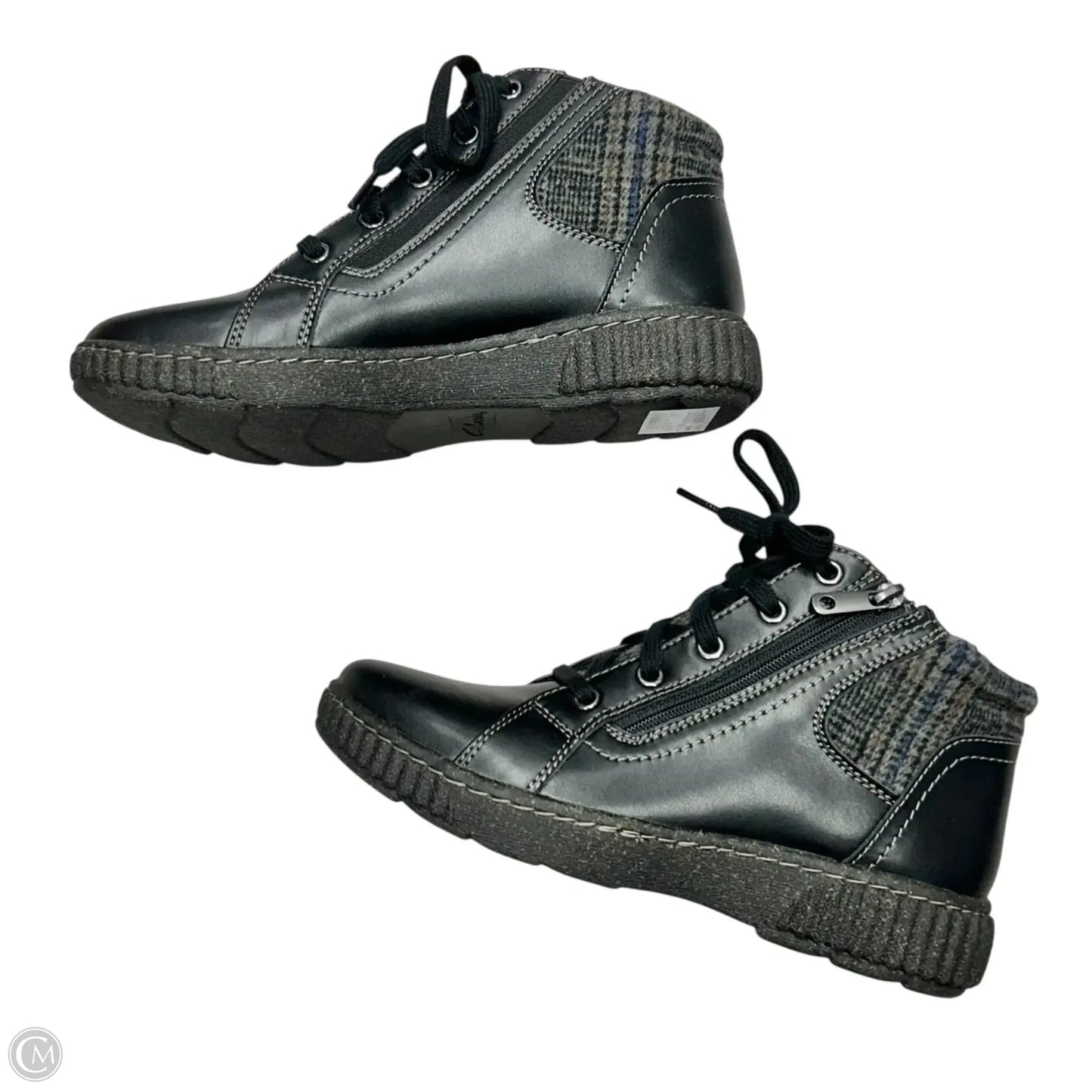 Shoes Sneakers By Clarks In Black, Size: 7