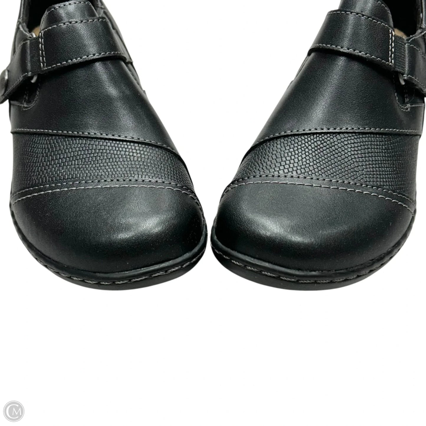 Shoes Flats By Clarks In Black, Size: 7