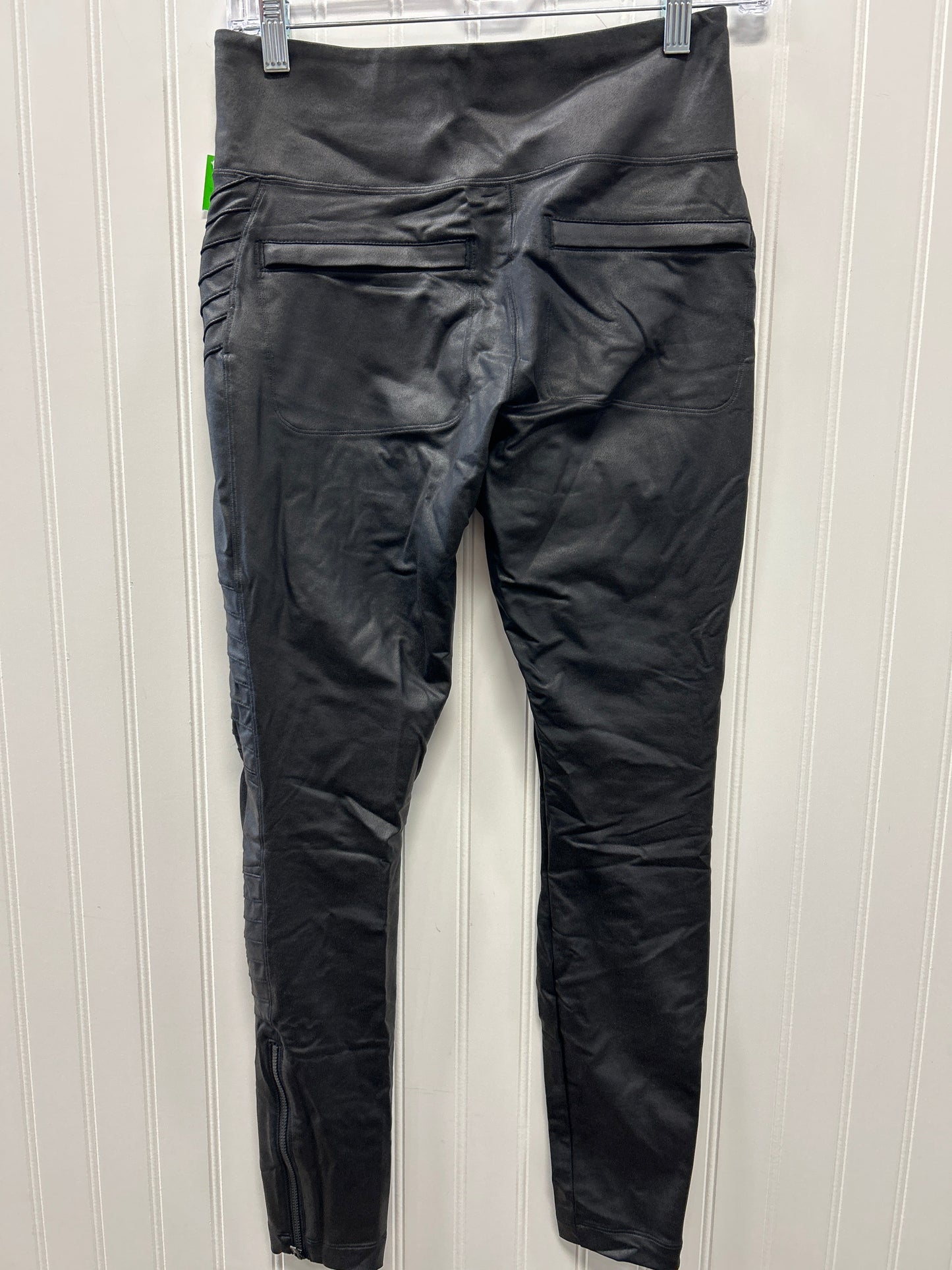 Athletic Leggings Capris By Athleta In Black, Size:S