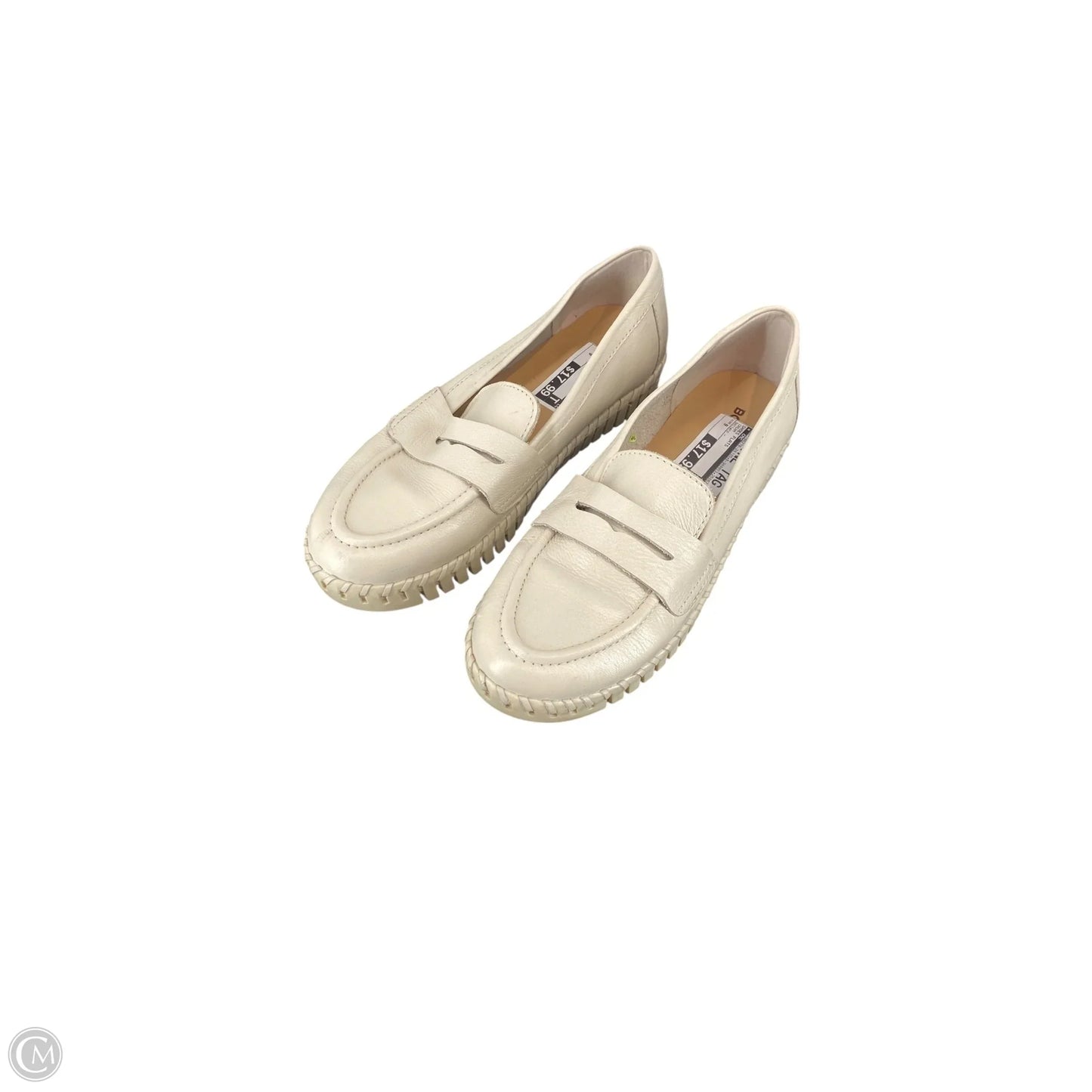 Shoes Flats By Cmc In Cream, Size: 9