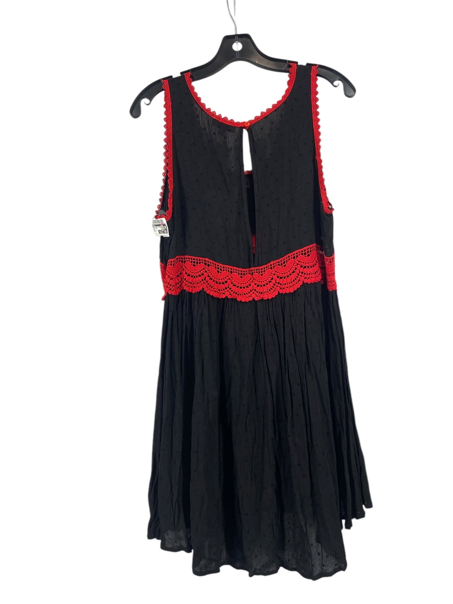 Dress Casual Short By Umgee In Black & Red, Size: S