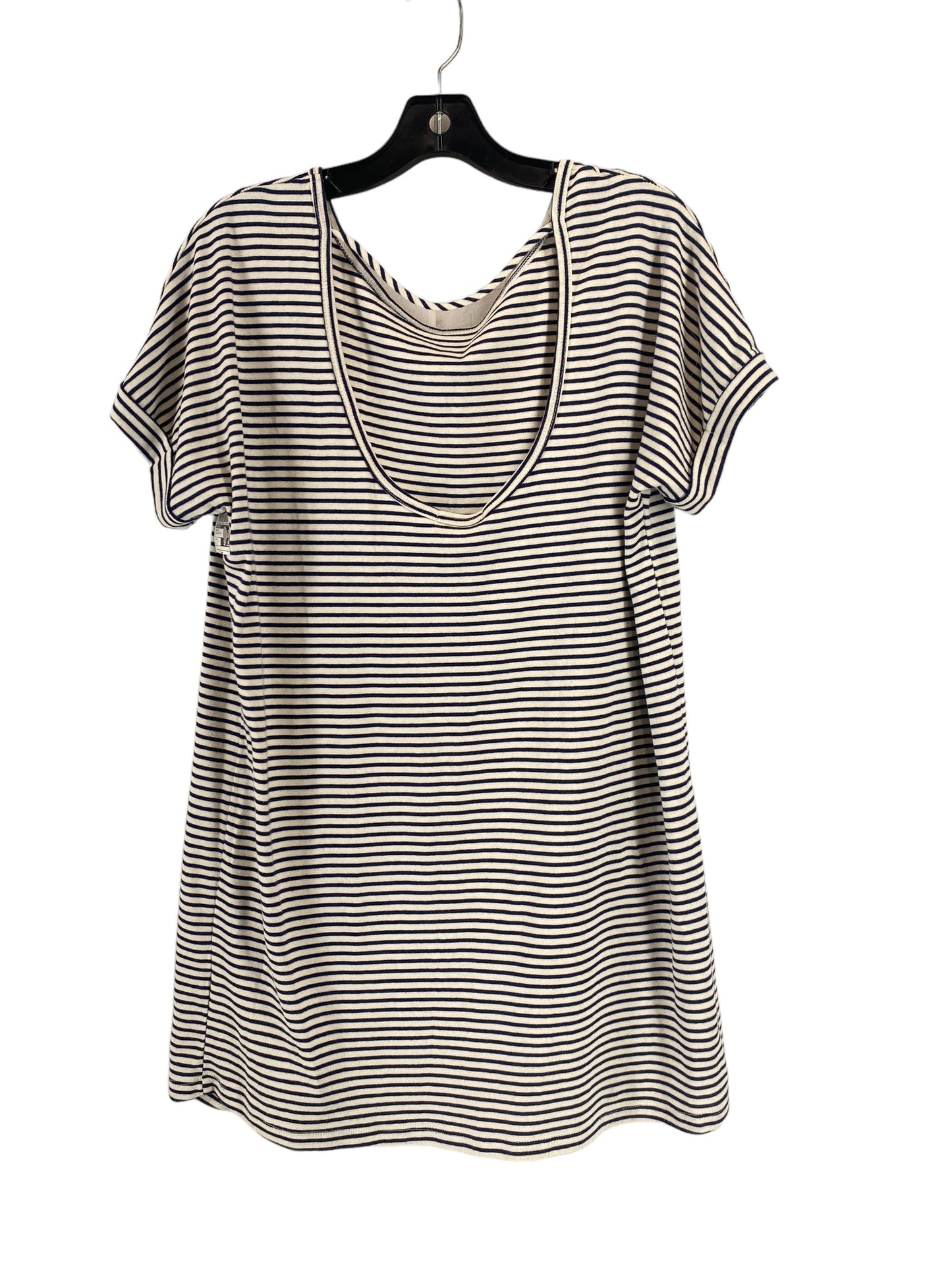 Top Short Sleeve By Cherish In Blue & White, Size: L