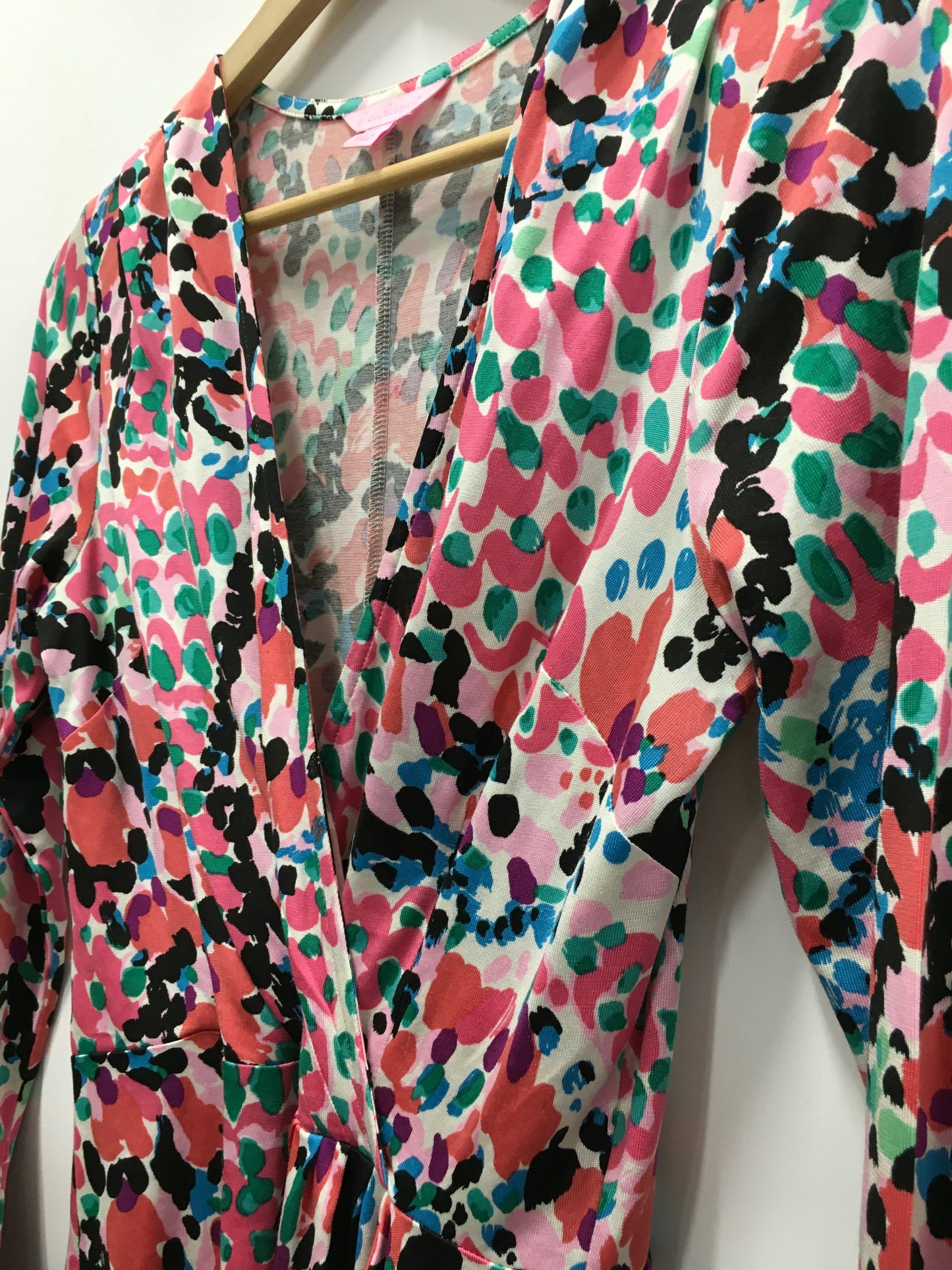 Dress Casual Short By Lilly Pulitzer Size: M