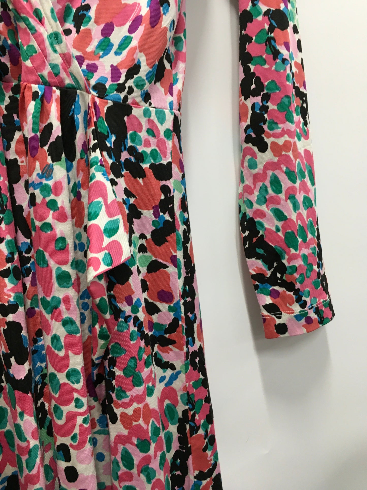 Dress Casual Short By Lilly Pulitzer Size: M