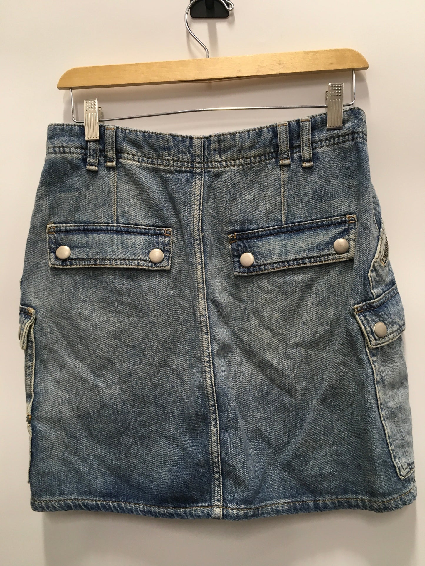 Skirt Mini & Short By Free People Size: 6