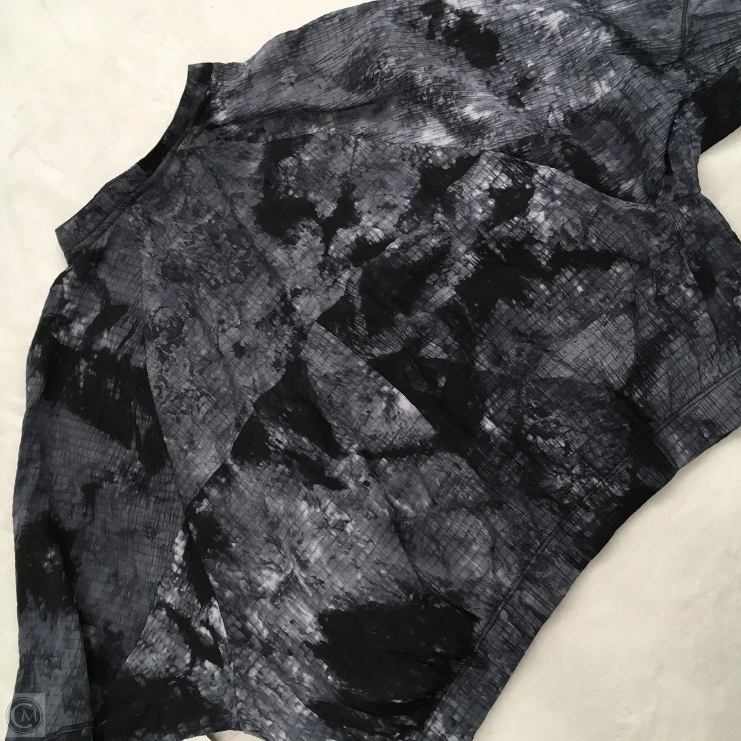Athletic Top Long Sleeve Collar By Gym Shark In Tie Dye Print, Size: L