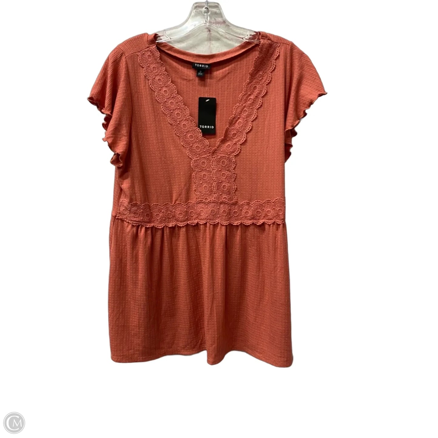 Top Short Sleeve By Torrid In Coral, Size: L