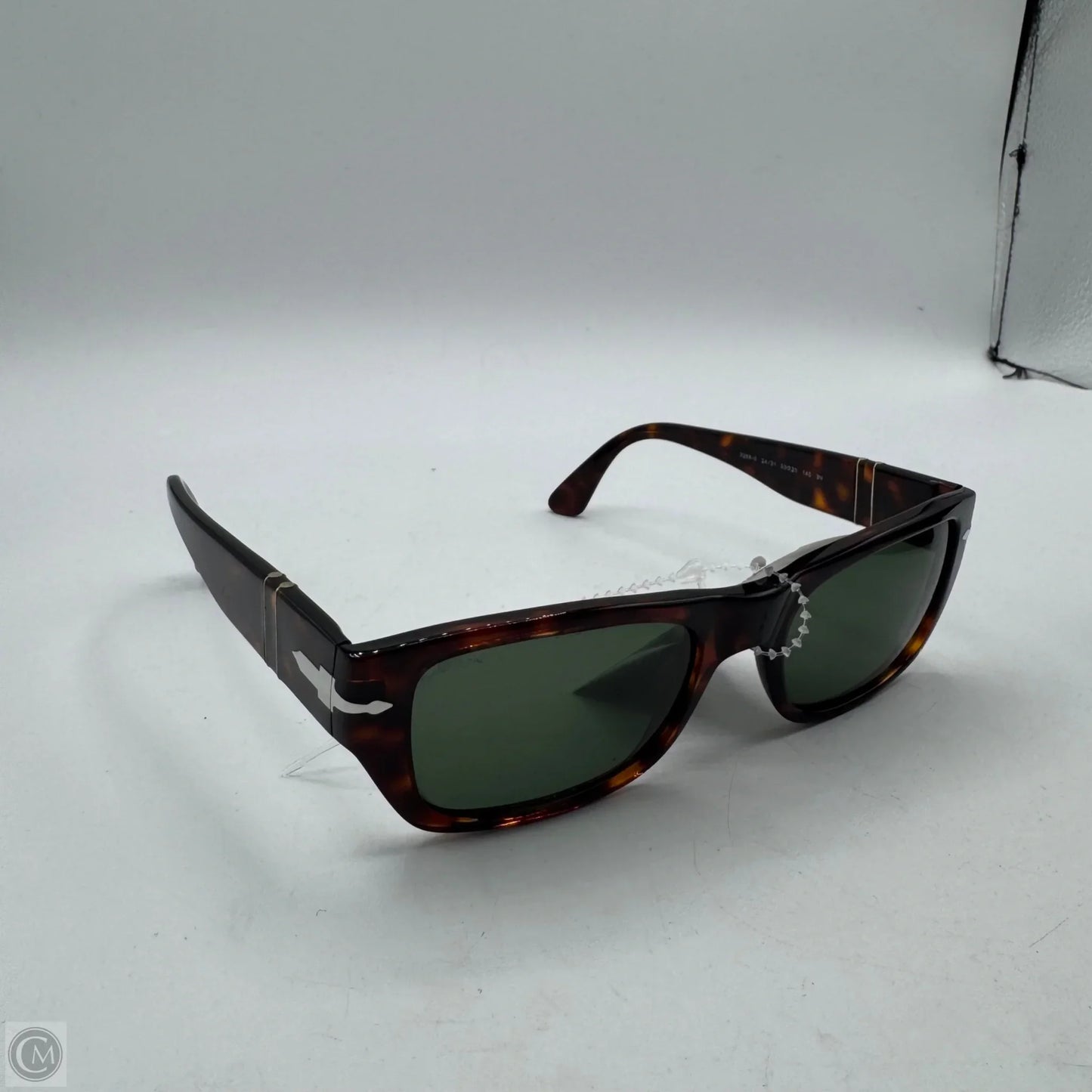 Sunglasses Designer By Cma