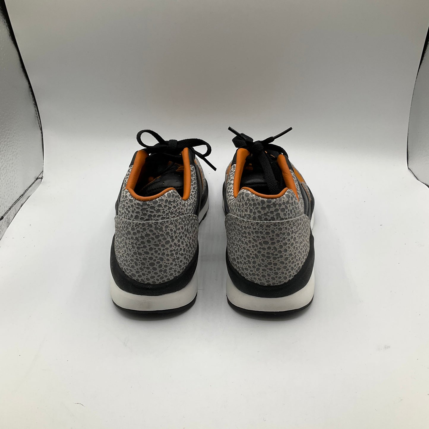 Shoes Athletic By Nike Size: 9