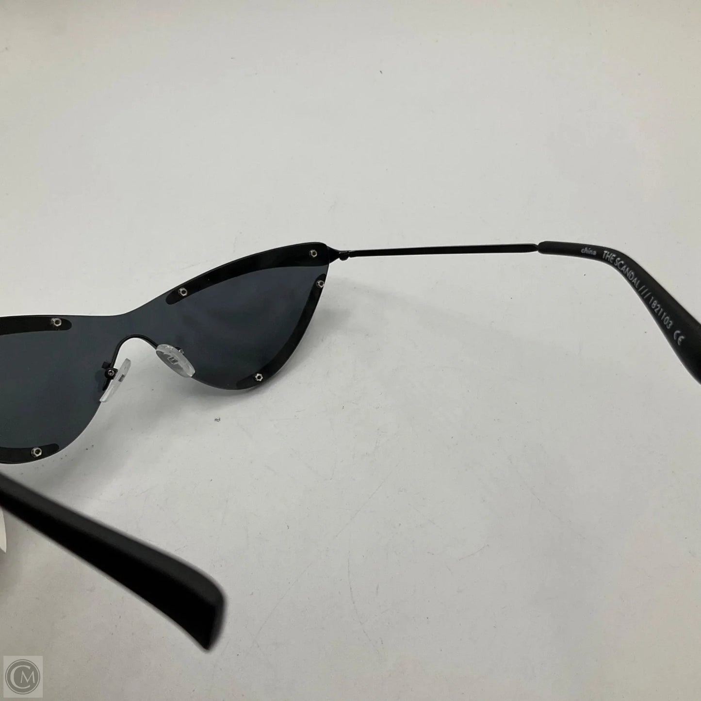 Sunglasses Designer By Cmb
