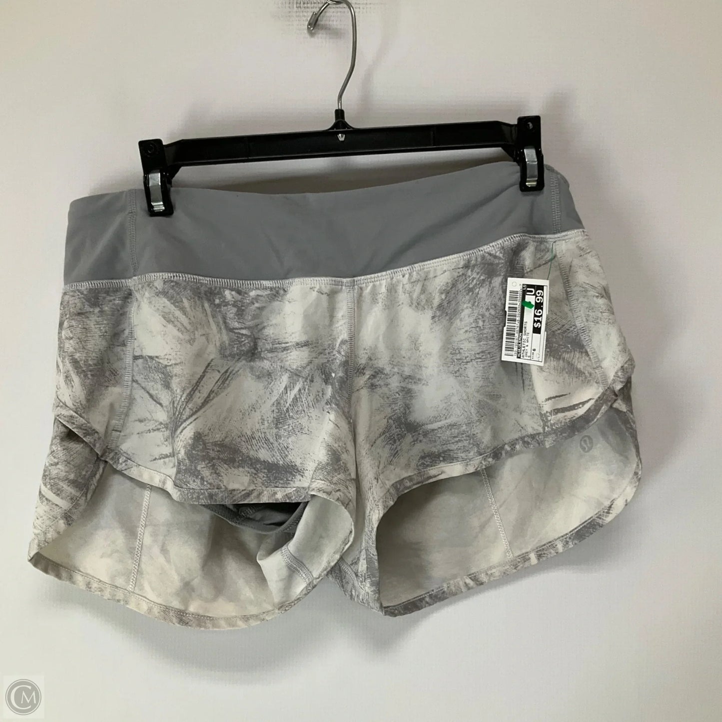 Athletic Shorts By Lululemon In Grey & White, Size: 6