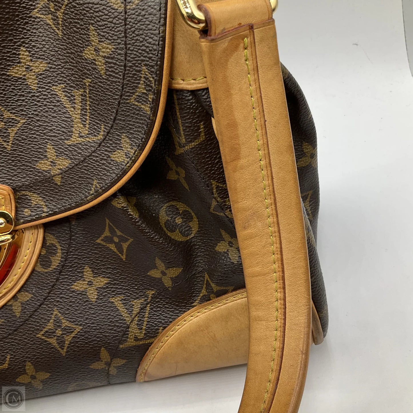 Handbag Luxury Designer By Louis Vuitton, Size: Medium