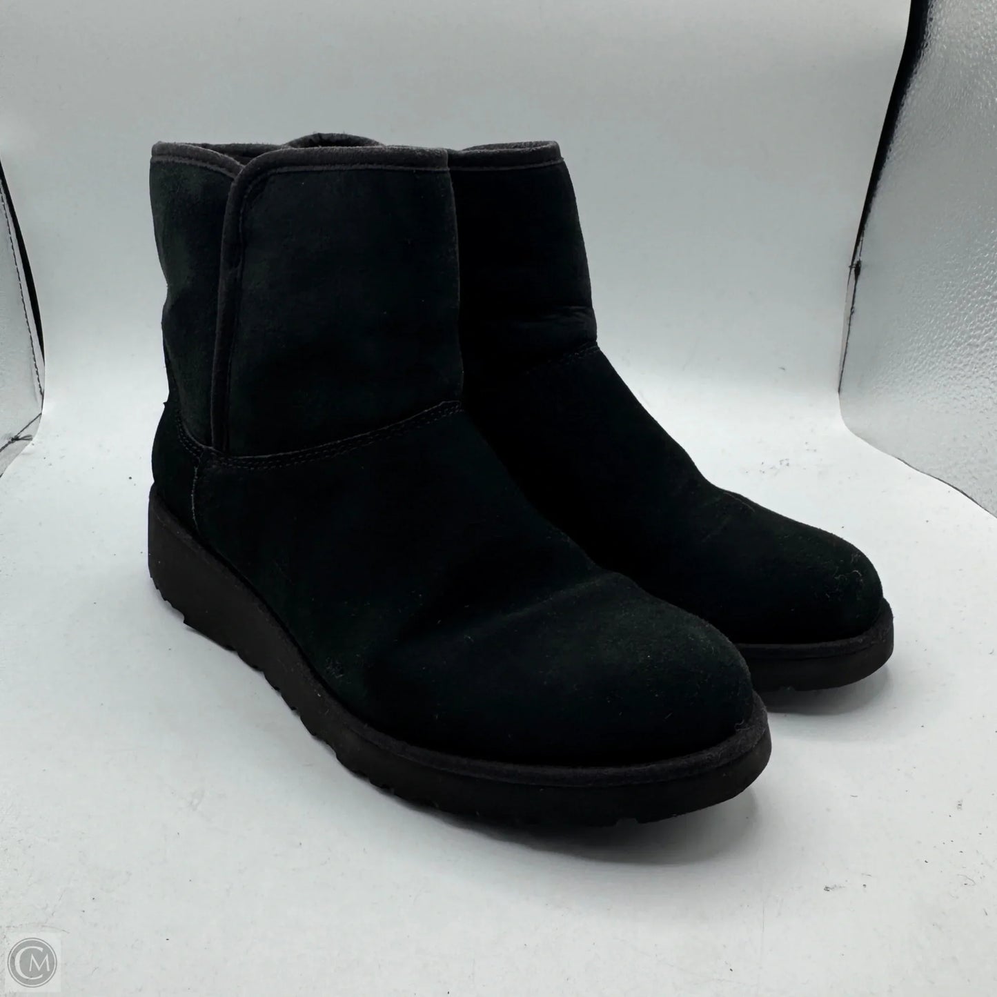 Boots Designer By Ugg In Black, Size: 8.5
