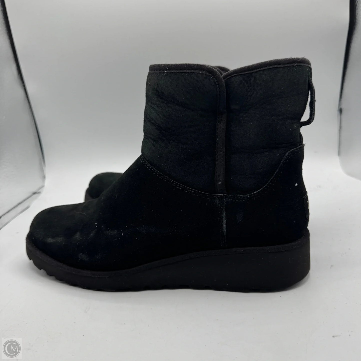 Boots Designer By Ugg In Black, Size: 8.5