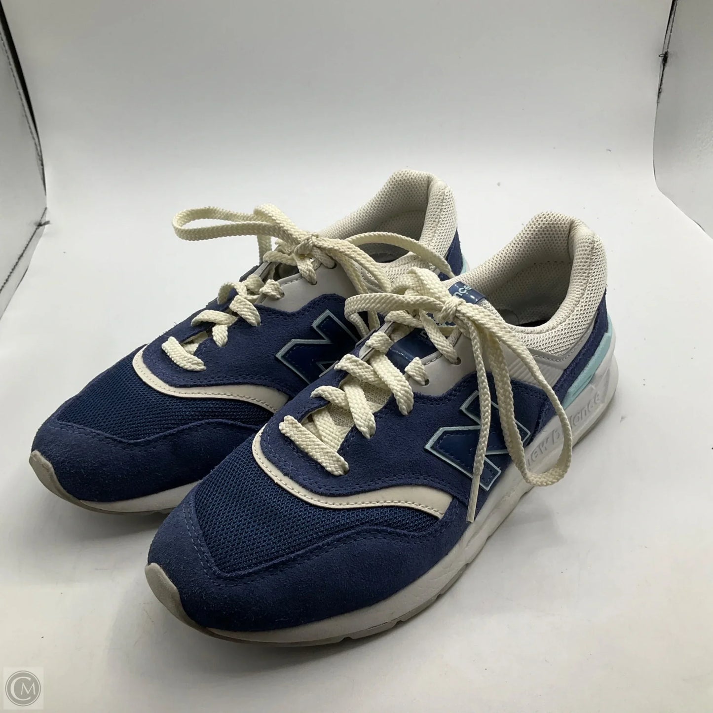 Shoes Athletic By New Balance In Blue & White, Size: 8