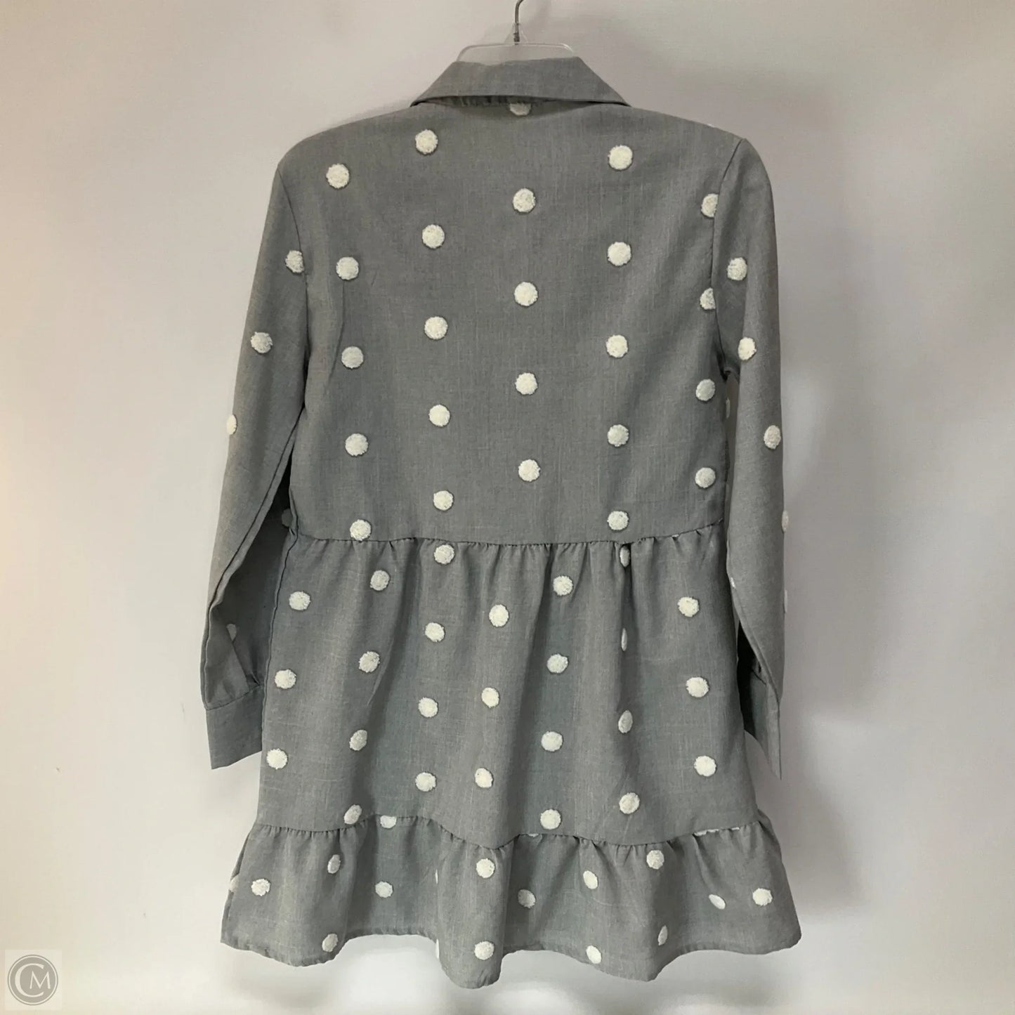 Dress Casual Short By Goodnight Macaroon In Grey & White, Size: S