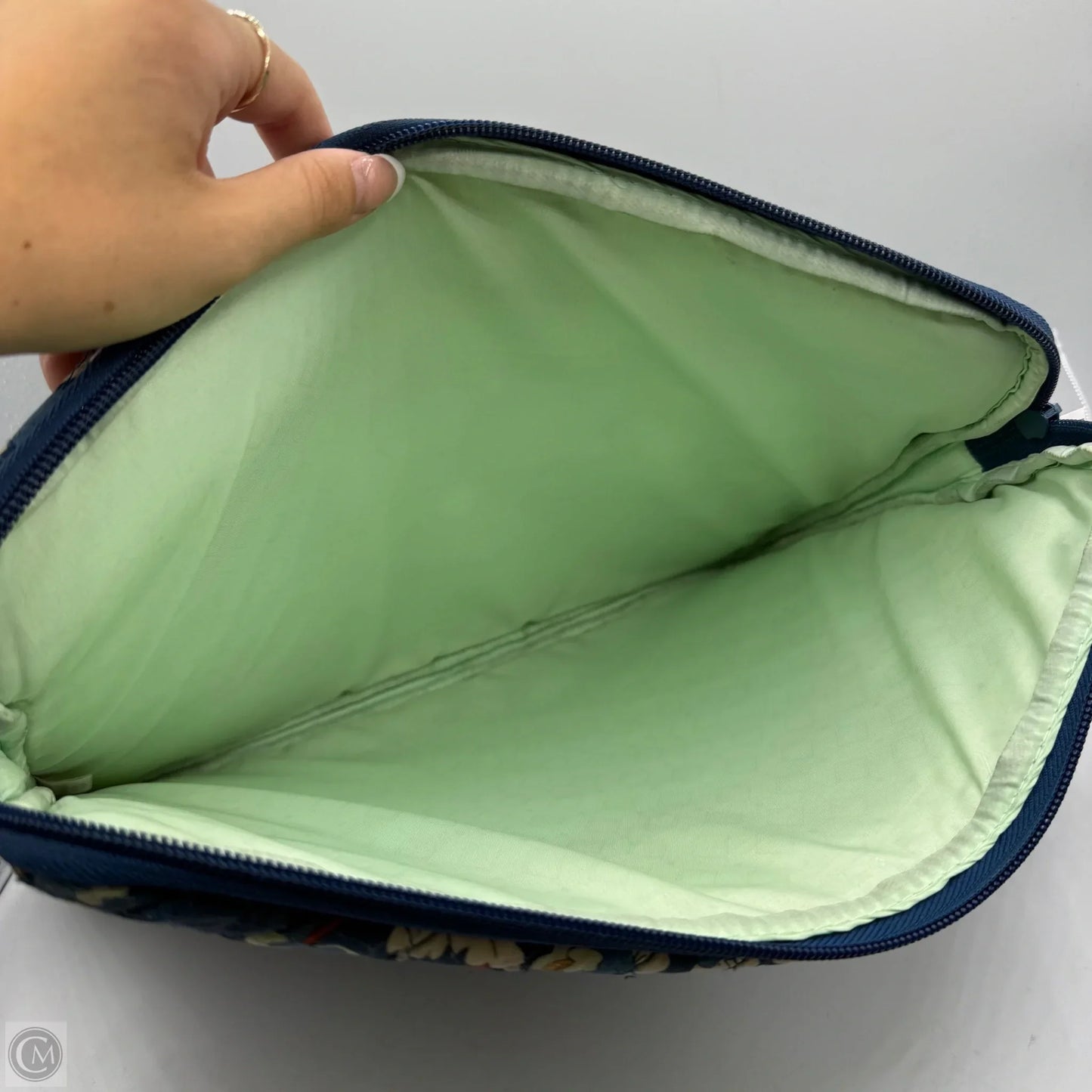 Laptop Bag By Vera Bradley, Size: Large