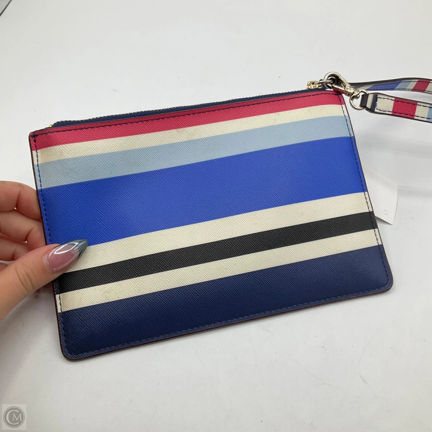 Wristlet Designer By Kate Spade, Size: Medium