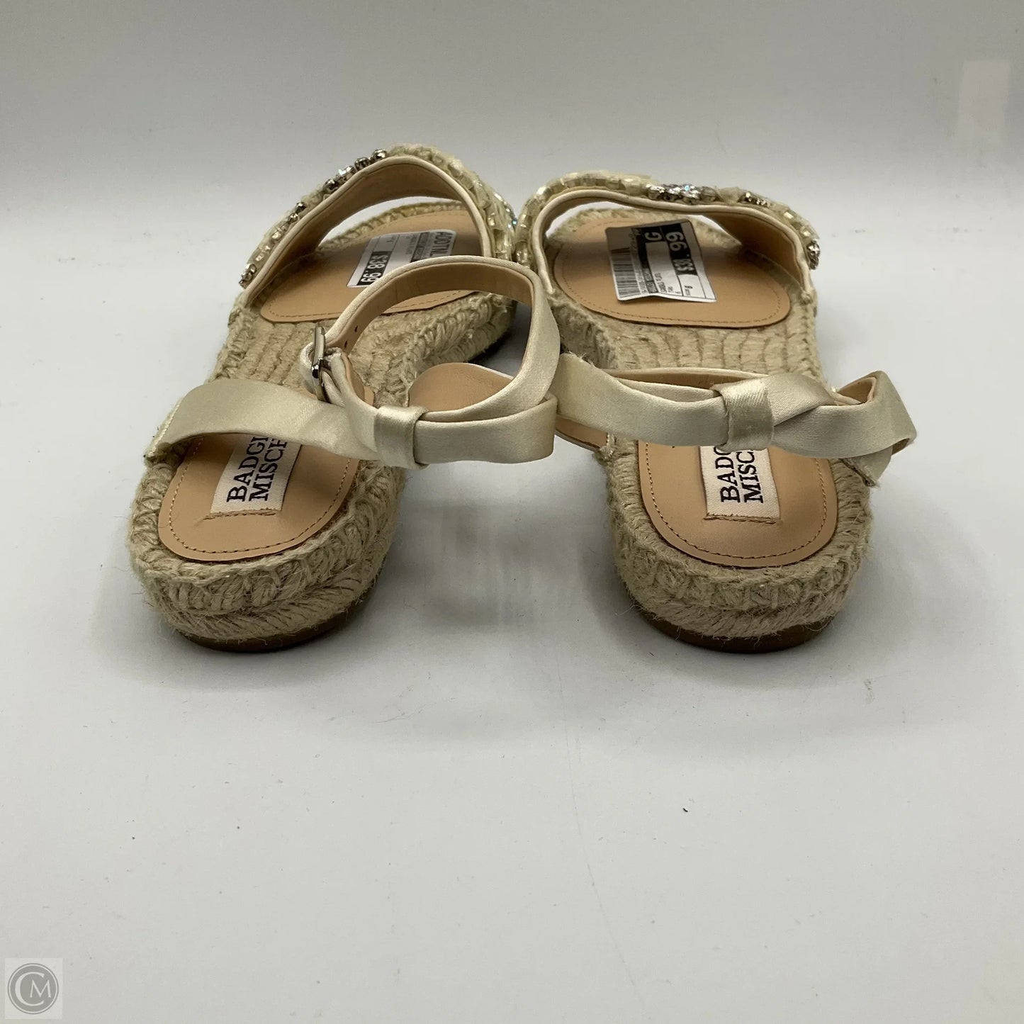 Sandals Flats By Badgley Mischka In Tan, Size: 6