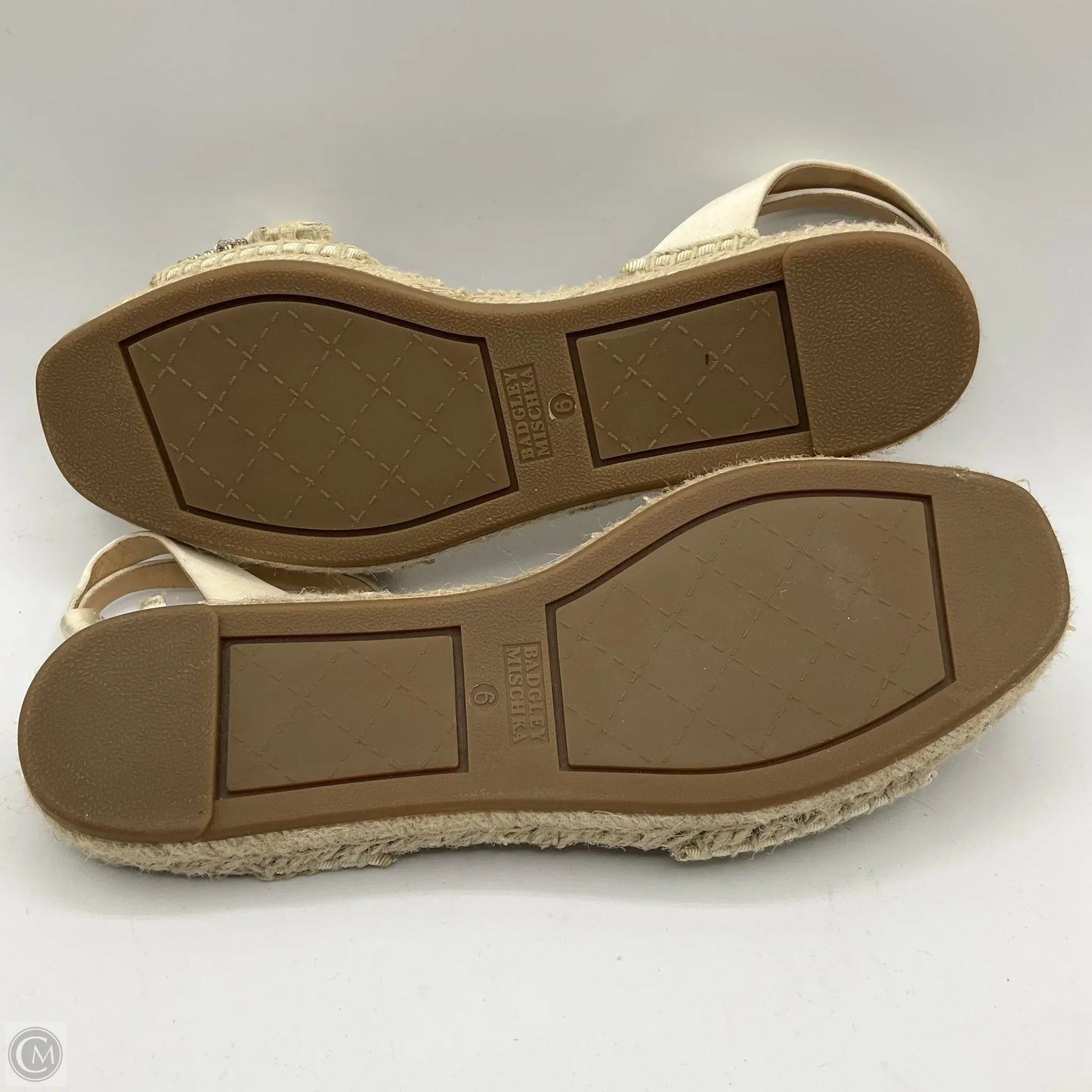 Sandals Flats By Badgley Mischka In Tan, Size: 6