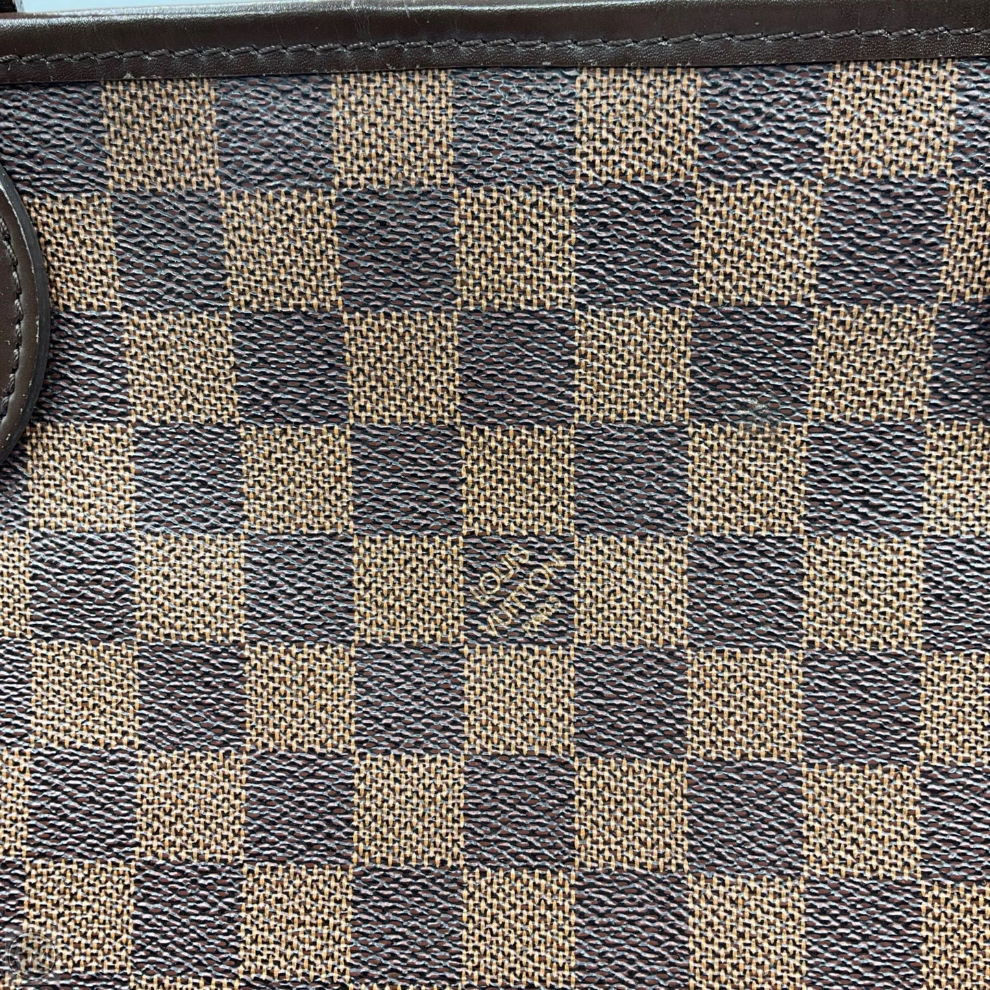 Handbag Luxury Designer By Louis Vuitton, Size: Large