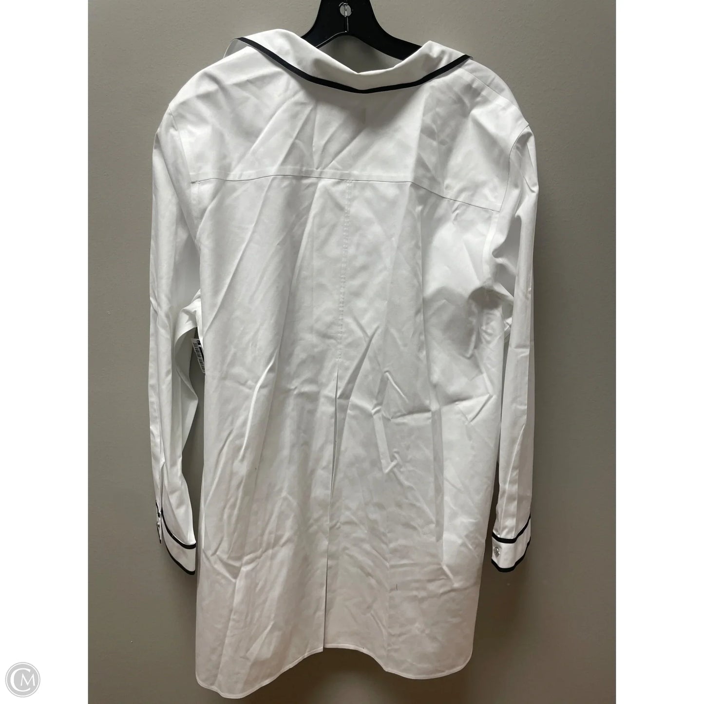 Top Long Sleeve By Chicos In White, Size: 2x