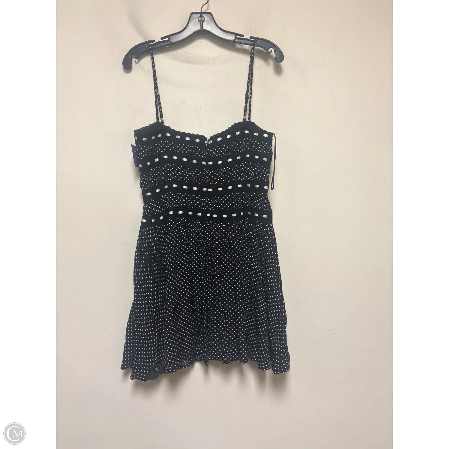 Dress Casual Short By Clothes Mentor In Polkadot Pattern, Size: M