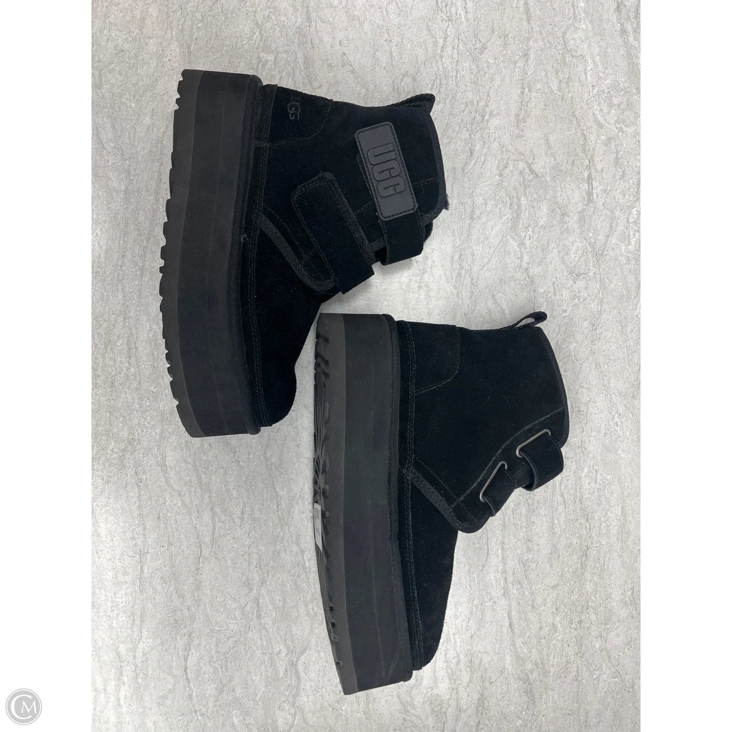 Boots Designer By Ugg In Black, Size: 8