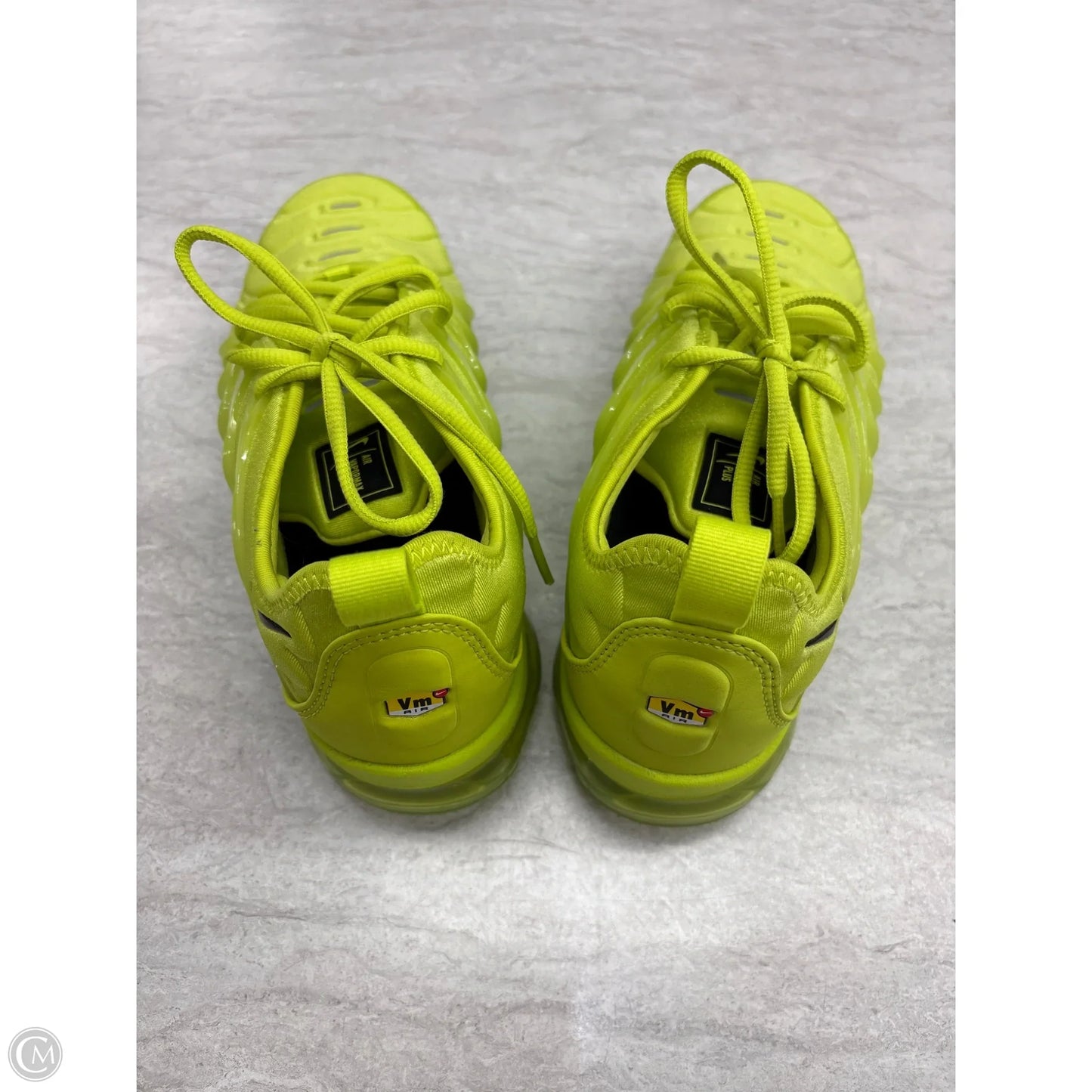 Shoes Athletic By Nike In Green, Size: 9.5