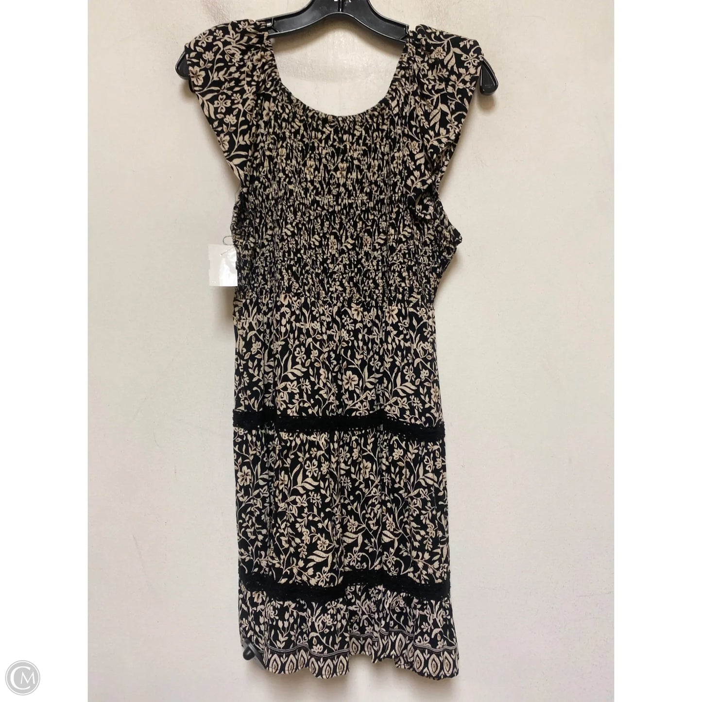 Dress Casual Short By Angie In Black & Tan, Size: S