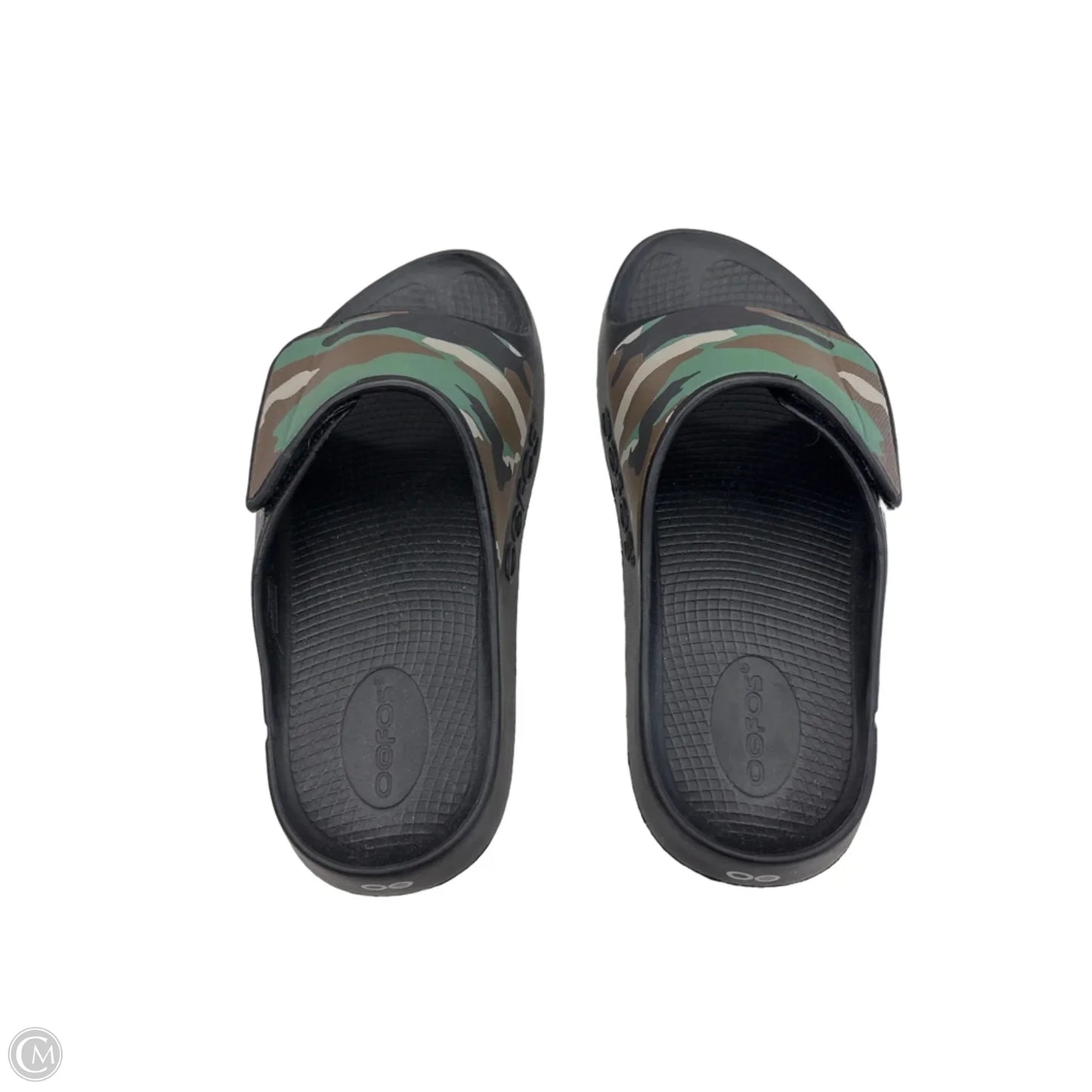 Sandals Flats By Oofos In Camouflage Print, Size: 11
