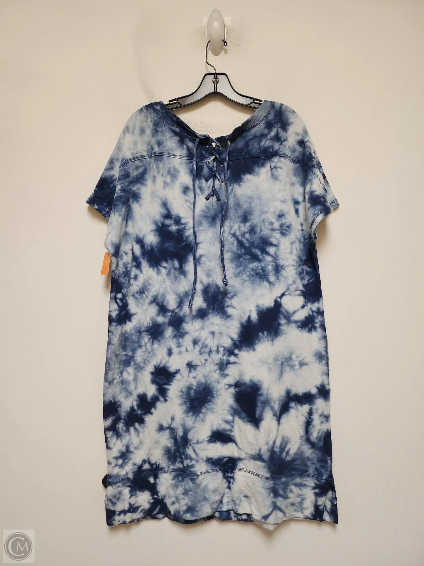 Dress Casual Short By Chicos In Blue & White, Size: L