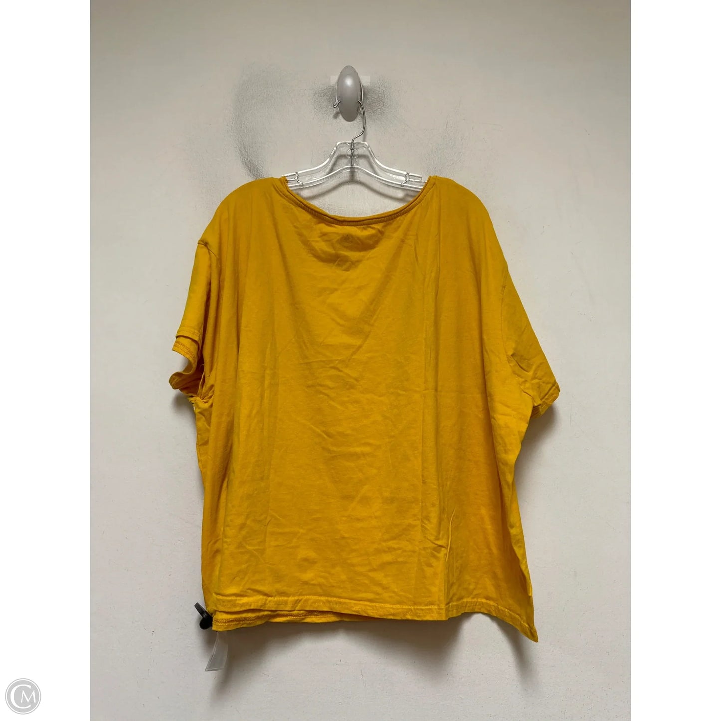 Top Short Sleeve By Walt Disney In Yellow, Size: 3x