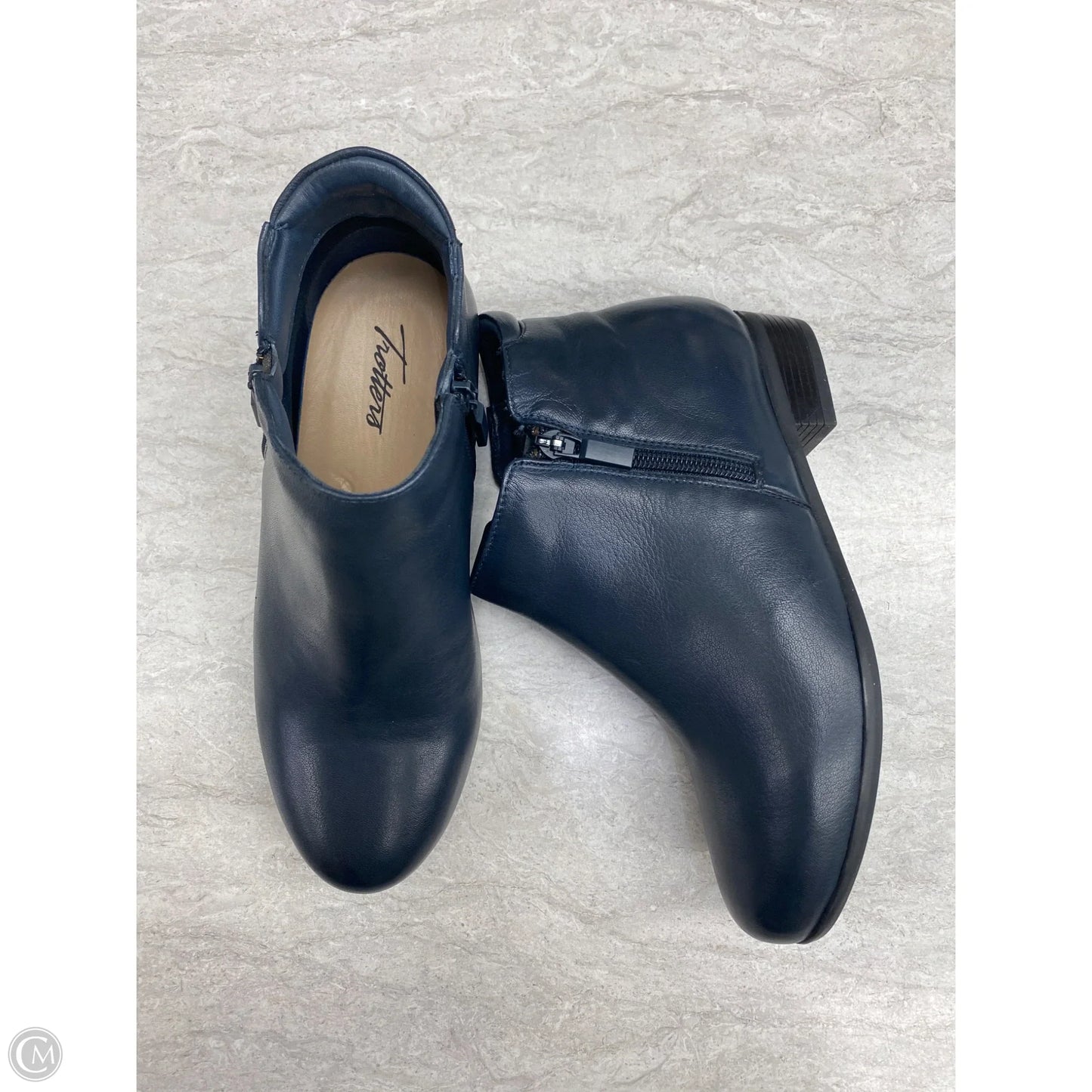 Boots Ankle Flats By Clothes Mentor In Navy, Size: 6.5