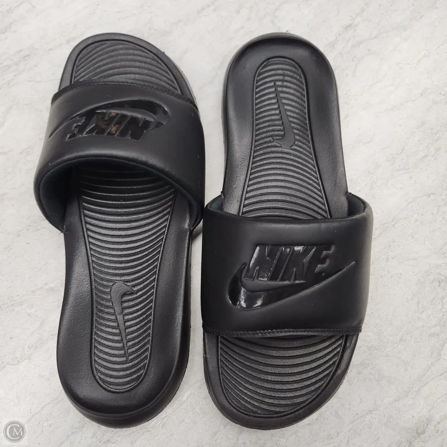 Sandals Flats By Nike In Black, Size: 9